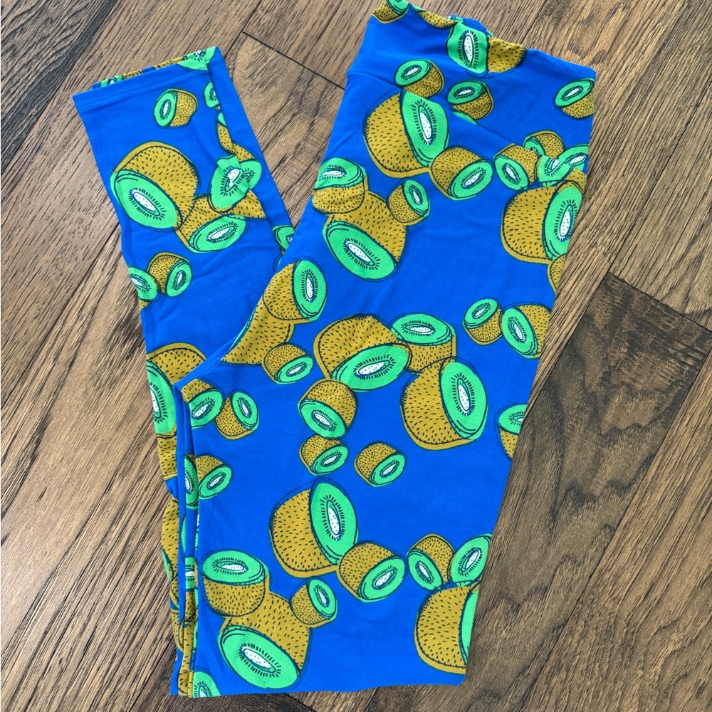 LuLaRoe Tall & Curvy Blue Green Fruit Print Skirt